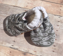 Load image into Gallery viewer, Paperclip Booties