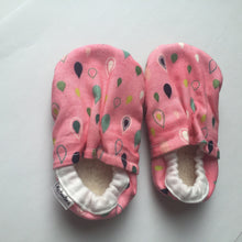 Load image into Gallery viewer, Pink Rain Drop Booties
