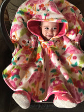 Load image into Gallery viewer, Car seat Poncho
