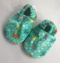 Load image into Gallery viewer, Multicolored Booties
